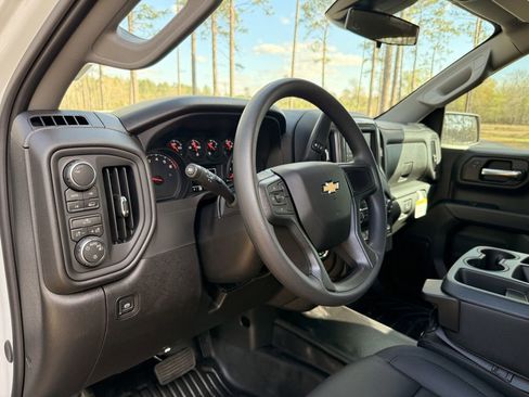 New 2026 Chevrolet Silverado 1500 W/T w/ WT Value Package AWD/4WD image 15