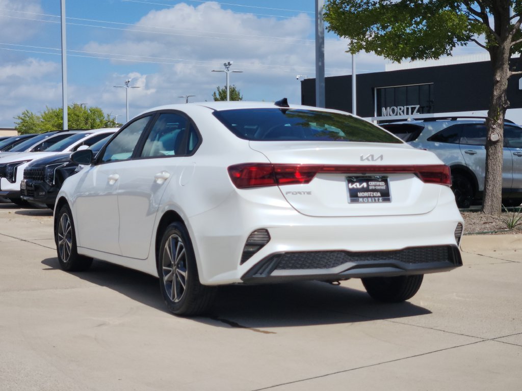 Certified 2024 Kia Forte LXS FWD image 3