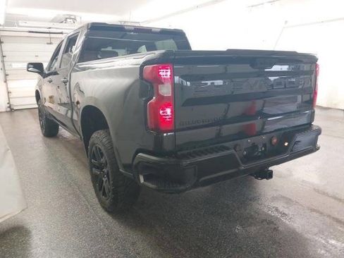 Used 2022 Chevrolet Silverado 1500 Custom Trail Boss w/ LPO, Dark Essentials Package AWD/4WD image 3