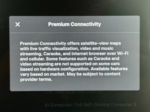 Used 2022 Tesla Model Y Performance AWD/4WD image 44