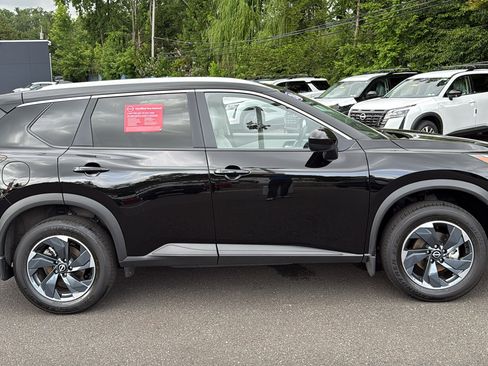Certified 2026 Nissan Rogue SV w/ SV Premium Package AWD/4WD image 28
