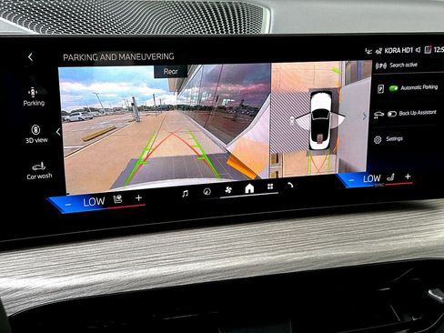 New 2026 BMW 430i Convertible w/ M Sport Package image 17