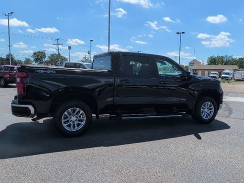Used 2023 Chevrolet Silverado 1500 LT AWD/4WD image 10