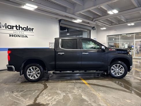 Used 2021 Chevrolet Silverado 1500 LTZ w/ LTZ Premium Package image 4