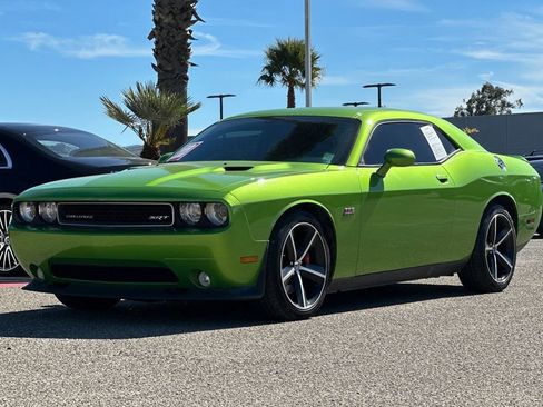 Used 2011 Dodge Challenger SRT8 w/ Green w/Envy Group image 8