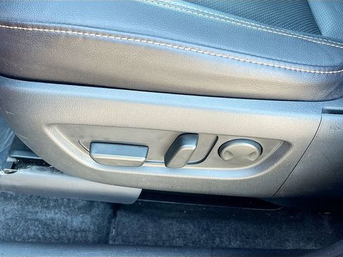 Used 2025 MAZDA CX-70 Plug-In Hybrid w/ Premium Pkg image 22