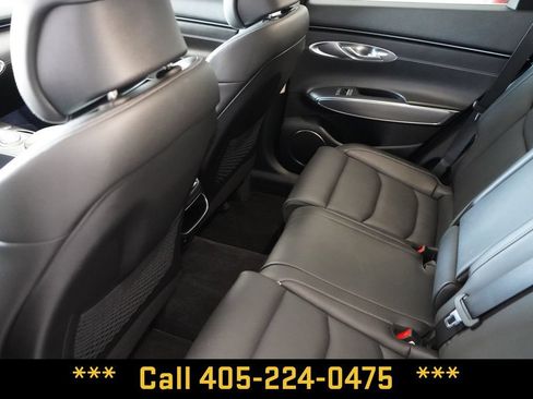 Used 2023 Genesis GV70 2.5T w/ Select Package AWD/4WD image 30