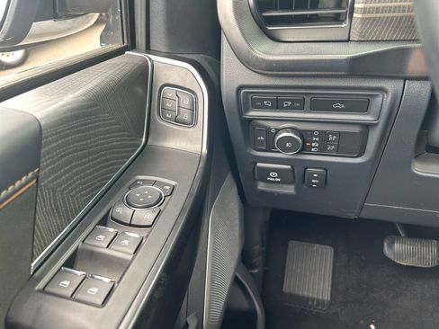 Used 2022 Ford F150 Platinum w/ Equipment Group 701A High AWD/4WD image 21
