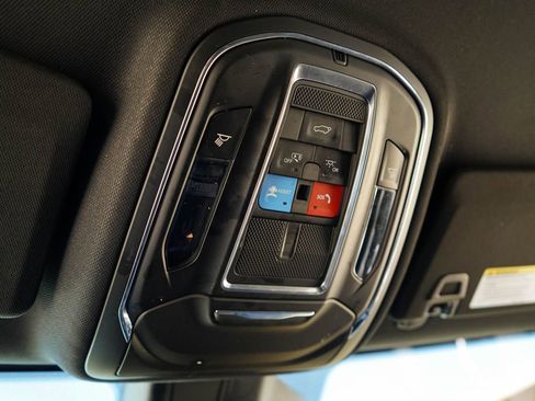 Used 2024 Jeep Grand Cherokee Altitude AWD/4WD image 12