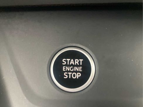 Used 2024 Audi Q3 2.0T Premium Plus image 21