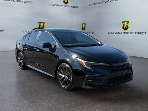 Used 2024 Toyota Corolla SE FWD image 7