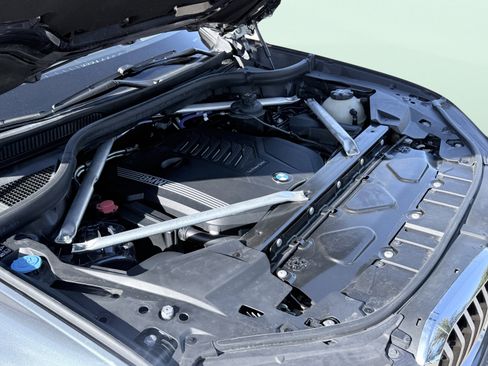 Used 2022 BMW X5 sDrive40i image 9