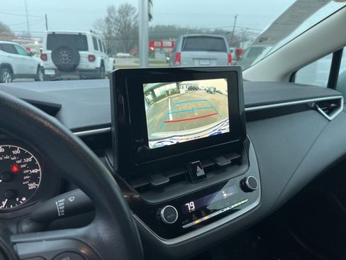 Used 2024 Toyota Corolla LE image 23