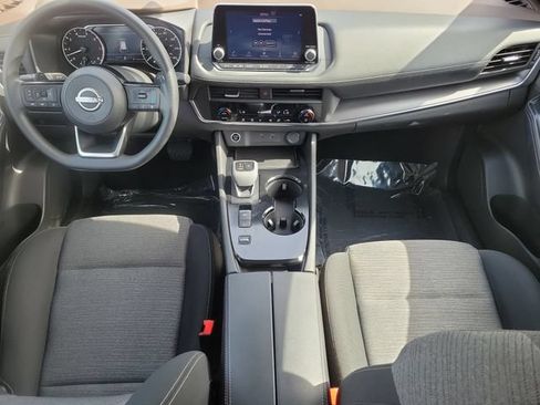 Used 2023 Nissan Rogue SV FWD image 12