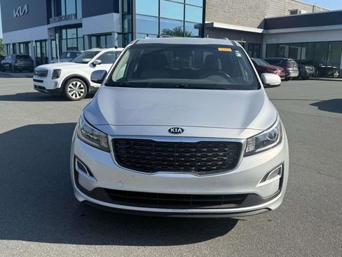 Used 2020 Kia Sedona EX FWD image 2