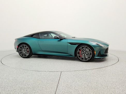 Used 2024 Aston Martin DB12 Coupe RWD image 5