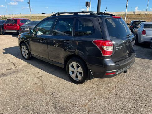 Used 2015 Subaru Forester 2.5i Premium w/ All-Weather Package AWD/4WD image 9