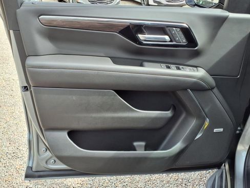 New 2025 Chevrolet Tahoe Premier image 15