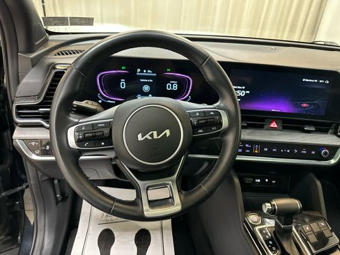 Used 2023 Kia Sportage X-Line w/ X-Line Premium Package image 3