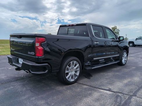 Used 2023 Chevrolet Silverado 1500 High Country w/ High Country Premium Package AWD/4WD image 15