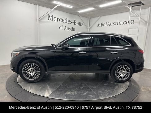 Certified 2026 Mercedes-Benz GLC 300 4MATIC image 4