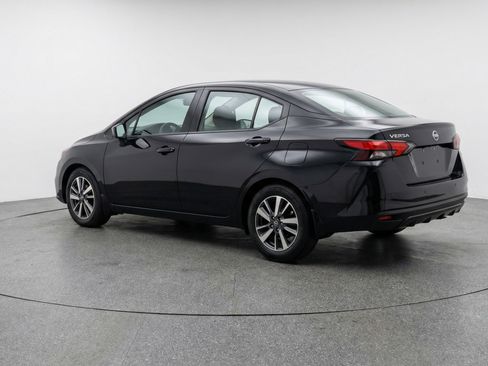 Used 2025 Nissan Versa SV image 6