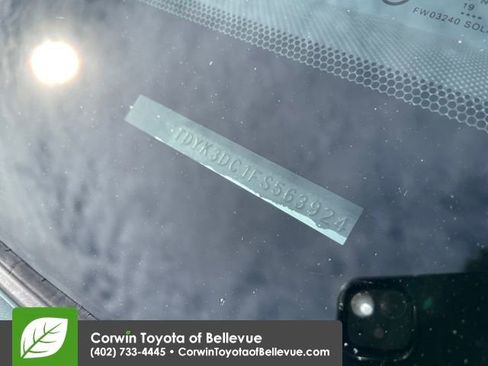 Used 2015 Toyota Sienna L image 31