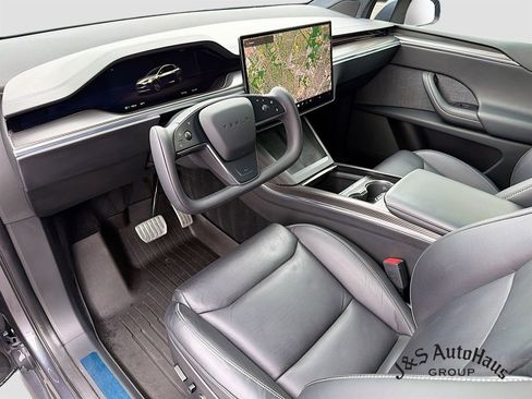 Used 2022 Tesla Model X Plaid AWD/4WD image 9