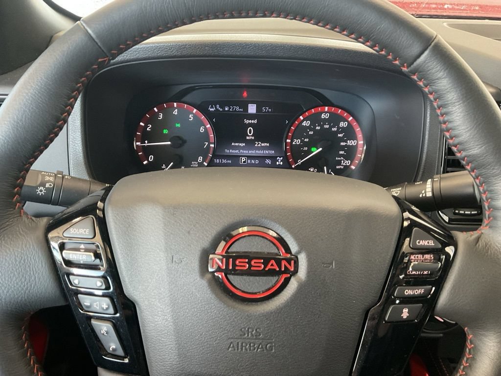 Used 2023 Nissan Frontier PRO-4X w/ Pro-4X Premium Package AWD/4WD image 13