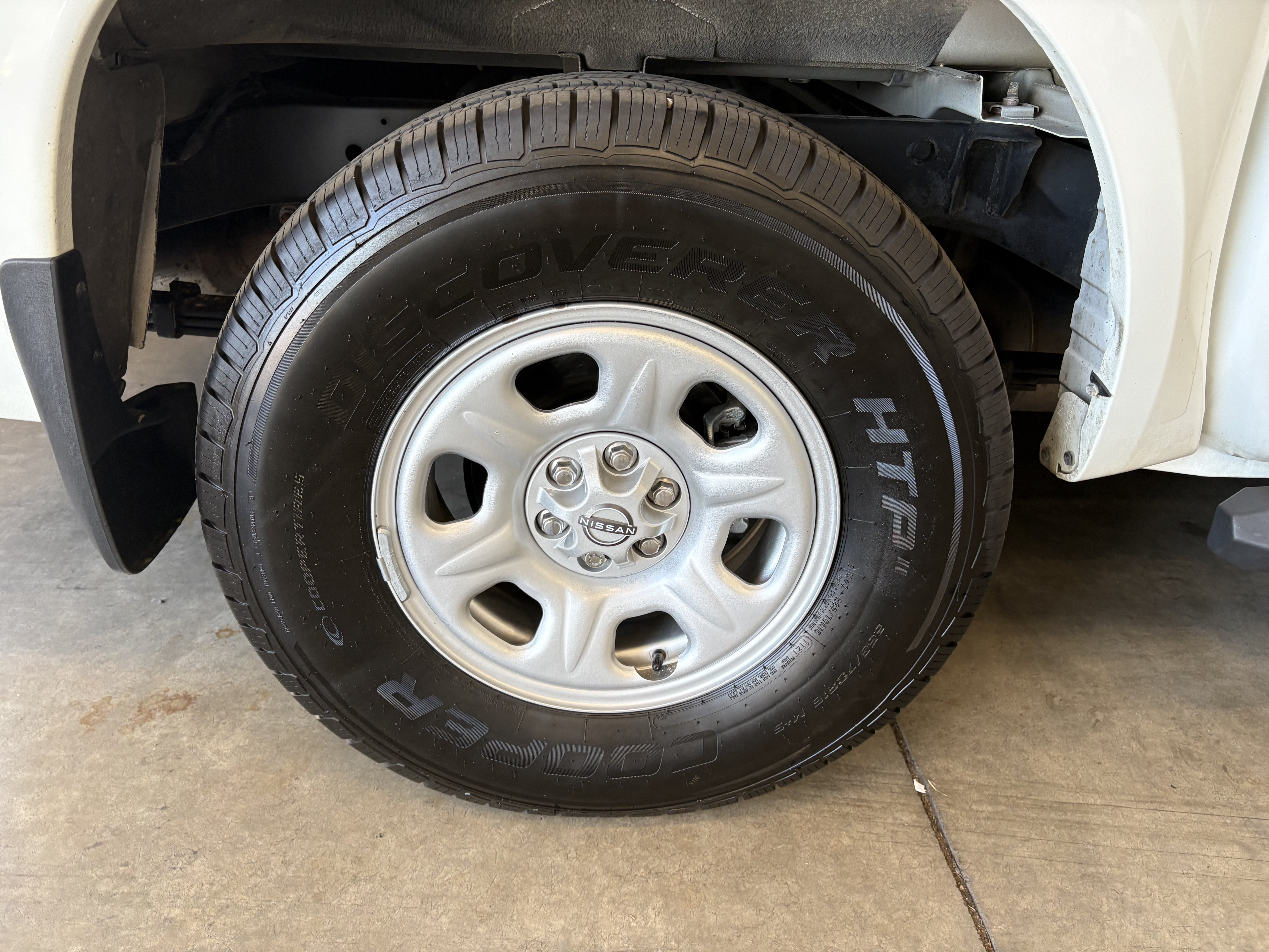 Used 2023 Nissan Frontier S w/ Technology Package RWD image 28