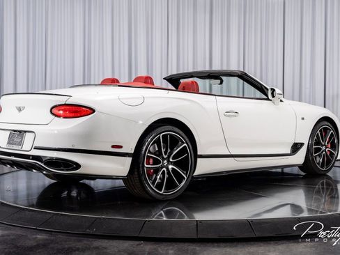Used 2020 Bentley Continental GT First Edition image 27