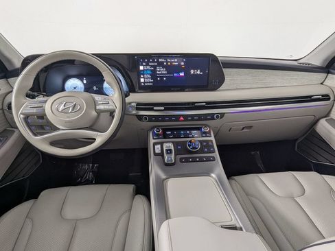 Used 2025 Hyundai Palisade Calligraphy AWD/4WD image 16