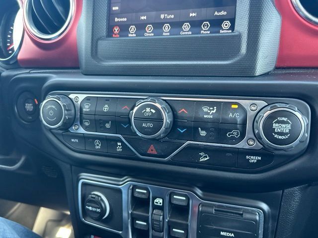Used 2021 Jeep Wrangler Unlimited Rubicon w/ Dual Top Group AWD/4WD image 41