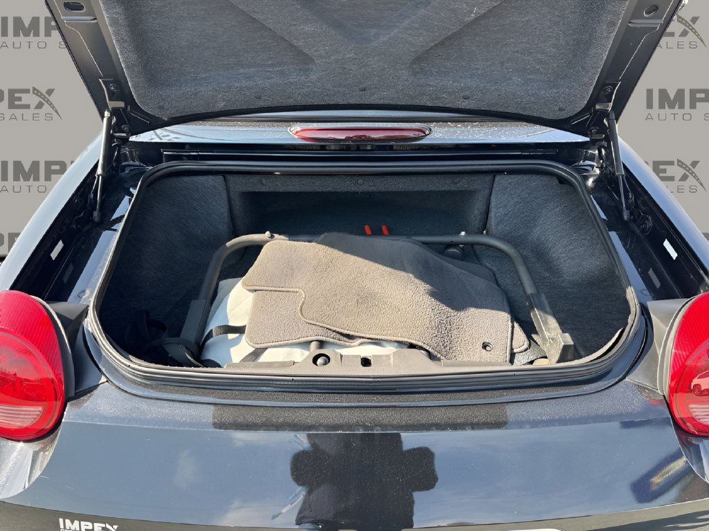 Used 2002 Ford Thunderbird RWD image 21