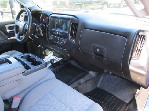 Used 2018 Chevrolet Silverado 2500 W/T w/ WT Convenience Package image 19