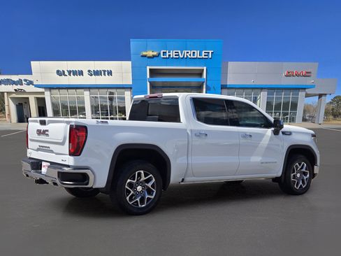 Used 2024 GMC Sierra 1500 SLT AWD/4WD image 7