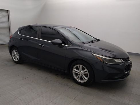 Used 2017 Chevrolet Cruze LT w/ Convenience Package image 11