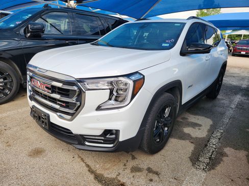 Used 2024 GMC Terrain AT4 w/ Infotainment Package II AWD/4WD image 2