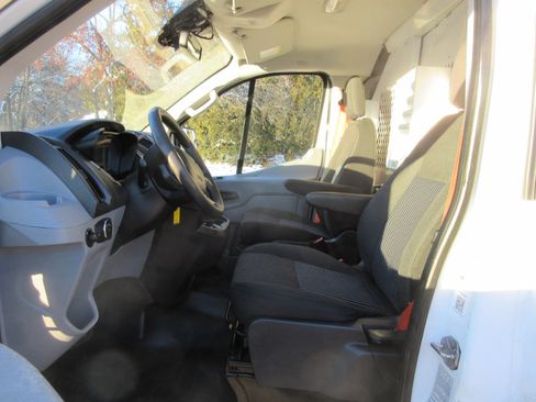 Used 2019 Ford Transit 150 130 Low Roof image 27