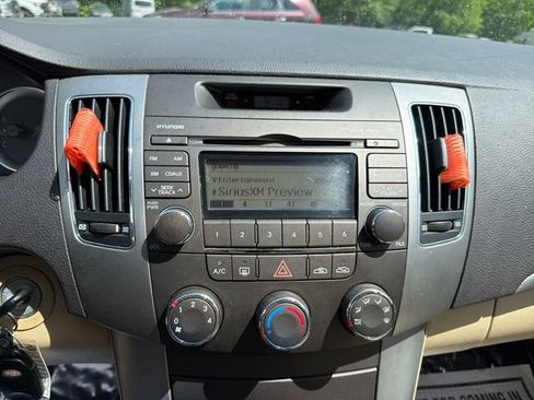 Used 2009 Hyundai Sonata GLS FWD image 14