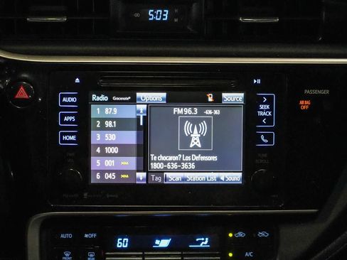 Certified 2017 Toyota Corolla SE w/ SE Premium Package FWD image 15