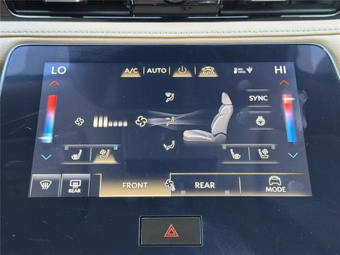 Used 2025 INFINITI QX80 Sensory AWD/4WD image 14