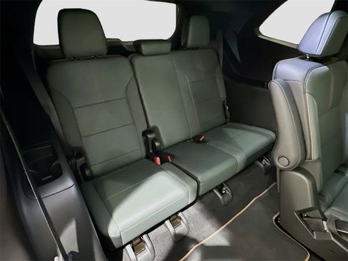 Used 2026 GMC Acadia AT4 w/ Luxury Package image 29