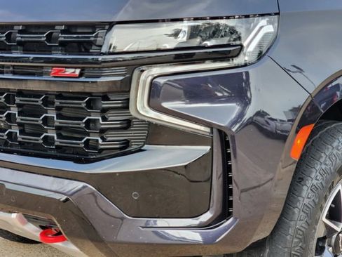 Used 2024 Chevrolet Tahoe Z71 w/ Z71 Off-Road Package AWD/4WD image 8