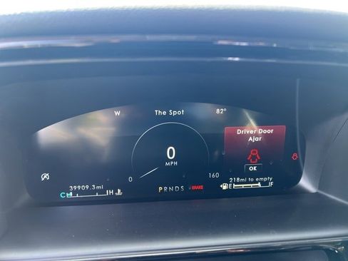 Used 2022 Lincoln Nautilus Reserve image 18