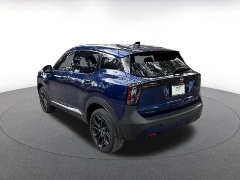 Used 2026 Nissan Kicks SR FWD image 7