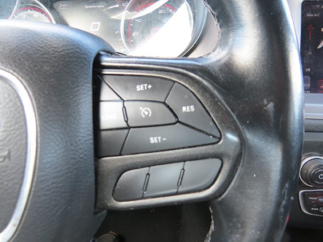 Used 2023 Dodge Charger SXT RWD image 18