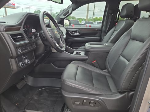 Used 2021 Chevrolet Tahoe LT w/ Rear Media and Nav Package RWD image 23