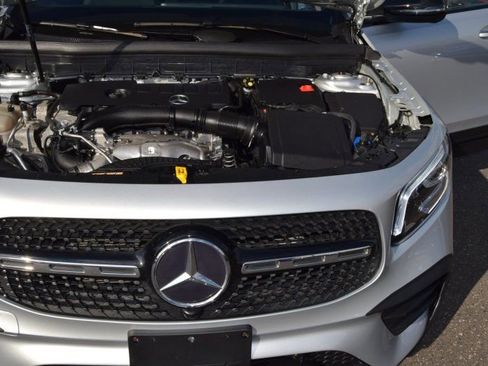 Used 2022 Mercedes-Benz GLB 250 4MATIC w/ AMG Line image 34