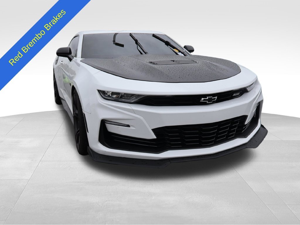 Used 2021 Chevrolet Camaro SS RWD image 8